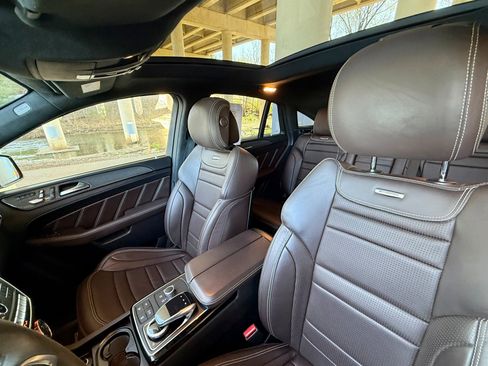 Used 2019 Mercedes-Benz GLE 63 AMG S image 33