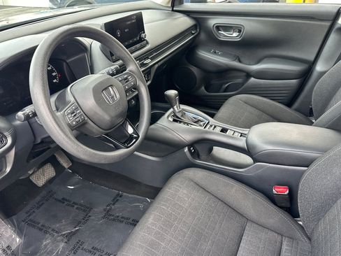 Used 2025 Honda HR-V LX image 9