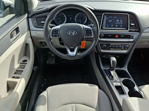 Used 2019 Hyundai Sonata SE image 11