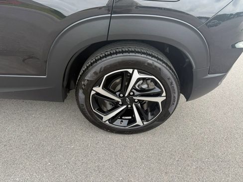 Used 2021 Chevrolet TrailBlazer RS w/ Sun and Liftgate Package FWD image 21