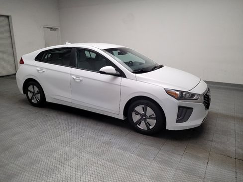 Used 2022 Hyundai Ioniq Blue FWD image 11