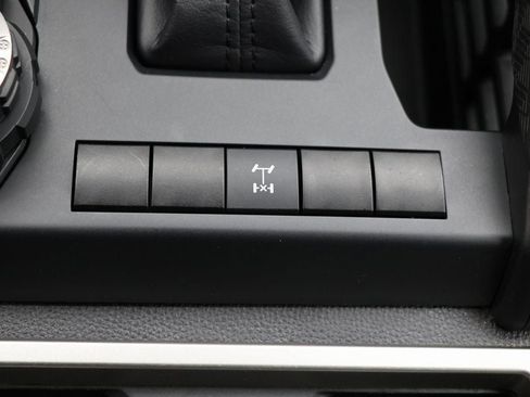 Used 2024 Toyota Tacoma TRD Off-Road image 24