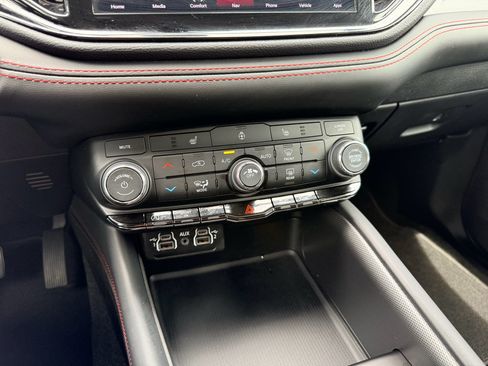 Used 2026 Dodge Durango GT RWD image 26