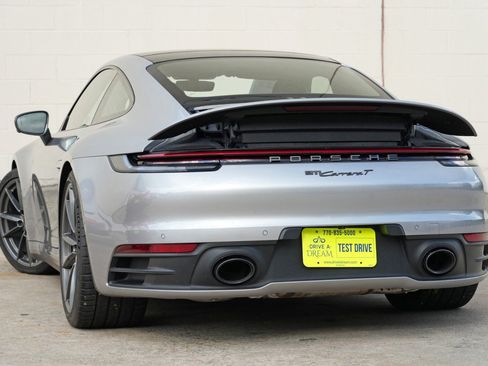 Used 2024 Porsche 911 Carrera T RWD image 6