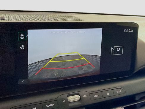 Used 2025 Kia K4 FWD image 23