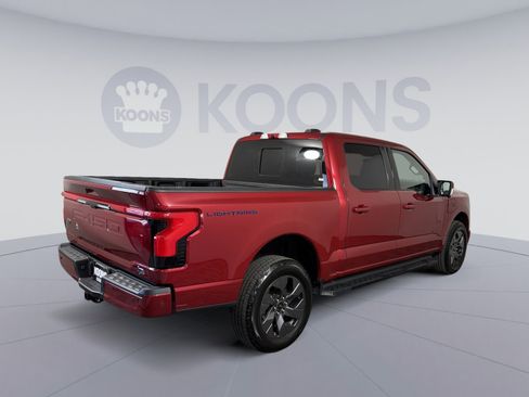 Used 2022 Ford F150 Lightning Lariat w/ Equipment Group 511A High image 7