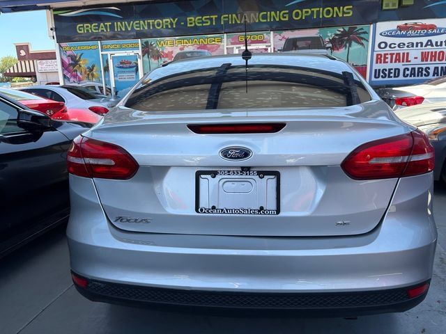 Used 2018 Ford Focus SE FWD image 6