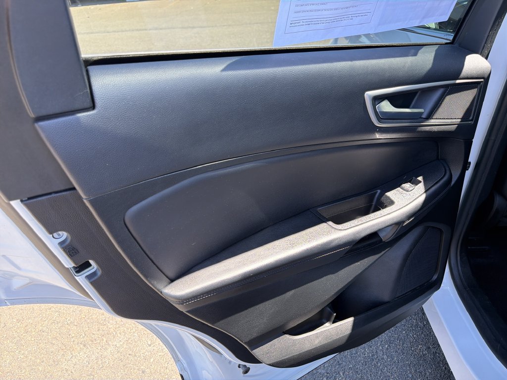 Used 2023 Ford Edge SEL w/ Convenience Package AWD/4WD image 12