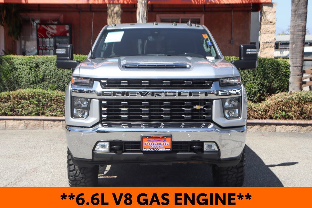 Used 2022 Chevrolet Silverado 2500 LT w/ Convenience Package AWD/4WD image 3