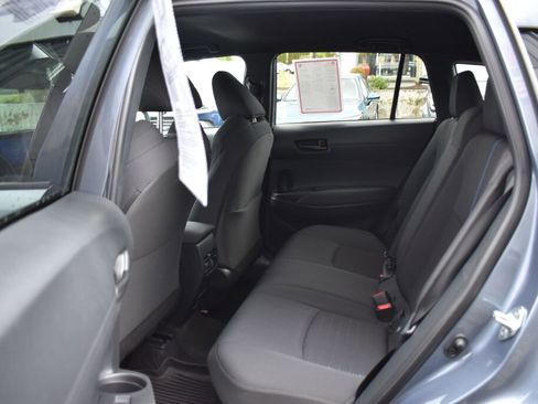 Used 2024 Toyota Corolla Cross AWD Hybrid image 12