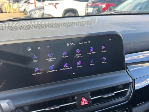 Used 2025 Kia Seltos S image 21