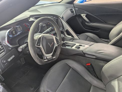 Used 2016 Chevrolet Corvette Z06 w/ 2LZ Preferred Equipment Group image 7