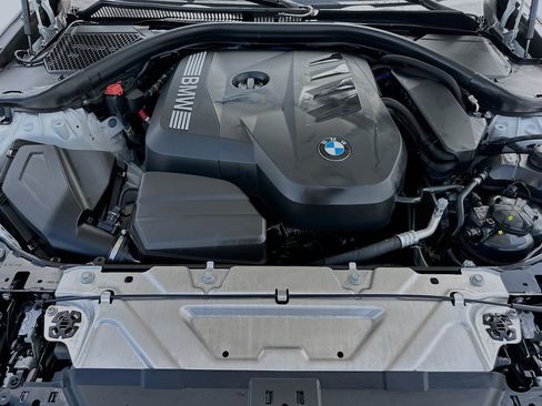 Certified 2025 BMW 330i Sedan w/ M Sport Package RWD image 33