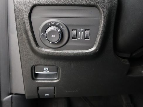 Used 2021 Jeep Grand Cherokee L Limited image 41