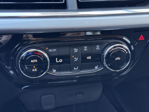 New 2026 Chevrolet Trax LT FWD image 22