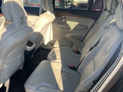 Used 2016 Volvo XC90 T6 Inscription w/ Vision Package image 29