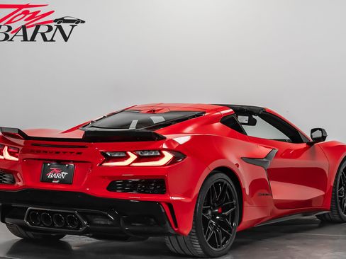 Used 2024 Chevrolet Corvette Z06 w/ Stealth Interior Trim Package image 5