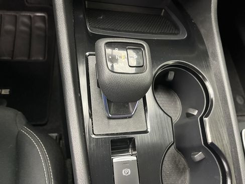 Used 2023 Nissan Rogue S image 21