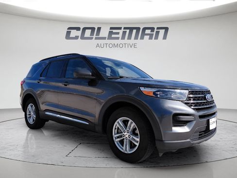 Used 2020 Ford Explorer XLT image 7