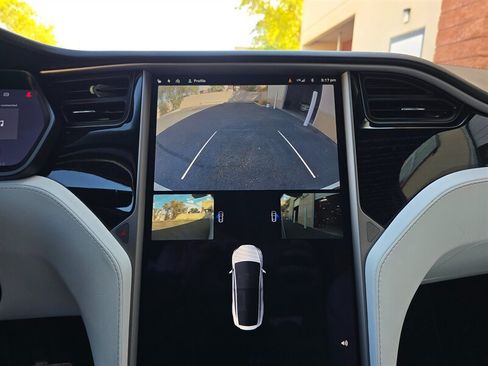 Used 2018 Tesla Model X 100D AWD/4WD image 21