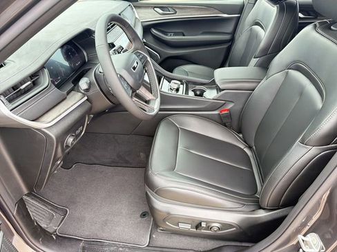 New 2026 Jeep Grand Cherokee L Limited image 5