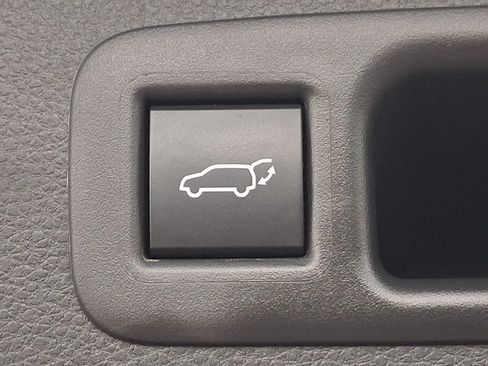 Certified 2026 Toyota Highlander XLE AWD/4WD image 33