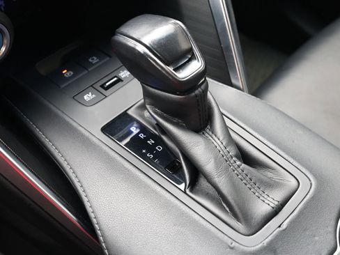 Used 2021 Toyota Venza XLE AWD/4WD image 22