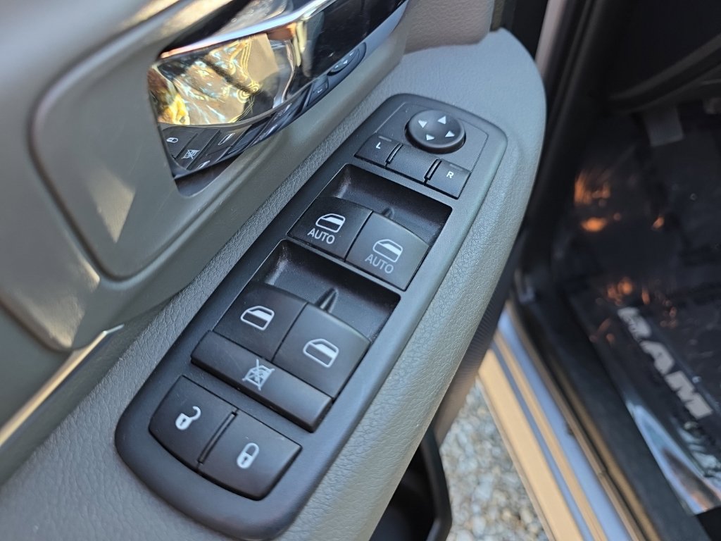 Used 2020 RAM 1500 Warlock w/ Electronics Group AWD/4WD image 12