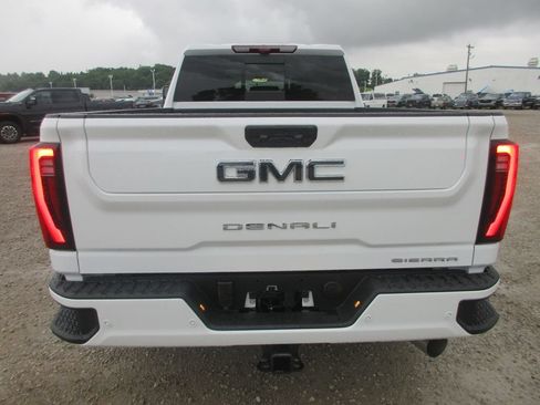 New 2026 GMC Sierra 2500 Denali Ultimate AWD/4WD image 6