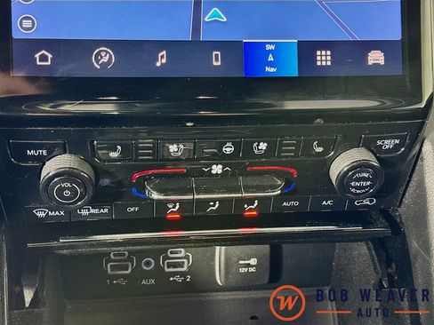 Used 2021 Jeep Grand Cherokee L Limited w/ Luxury Tech Group II image 16