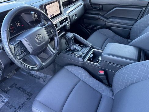 Certified 2025 Toyota Tacoma SR5 image 12