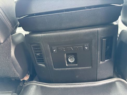 Used 2018 RAM 2500 Laramie w/ Sport Appearance Group image 23