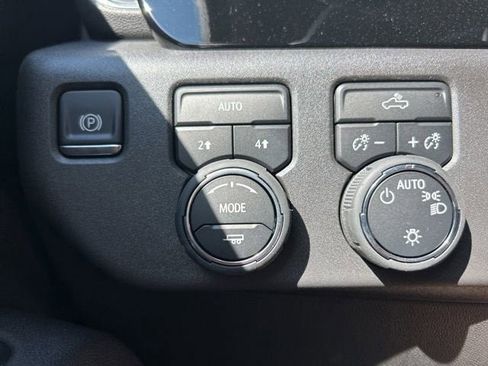 New 2025 Chevrolet Silverado 1500 LT image 23