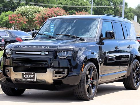 Used 2022 Land Rover Defender 110 X image 4