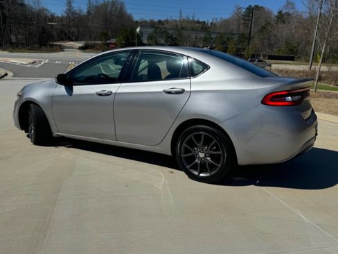Used 2016 Dodge Dart SE w/ Convenience Group image 5
