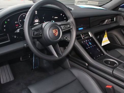 New 2026 Porsche Taycan image 4