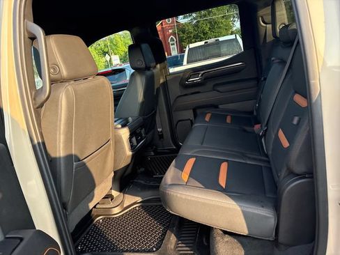 Used 2023 GMC Sierra 1500 AT4 w/ AT4 Preferred Package AWD/4WD image 19