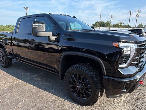 New 2026 Chevrolet Silverado 2500 LTZ w/ Trail Boss Package AWD/4WD image 7