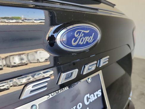 Used 2024 Ford Edge SEL AWD/4WD image 10