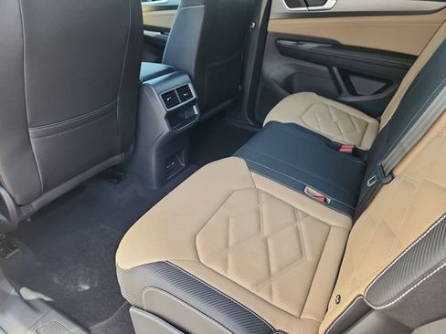 New 2026 Volkswagen Atlas Cross Sport SE AWD/4WD image 8