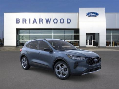 New 2026 Ford Escape ST-Line w/ Tech Pack #1 AWD/4WD image 7