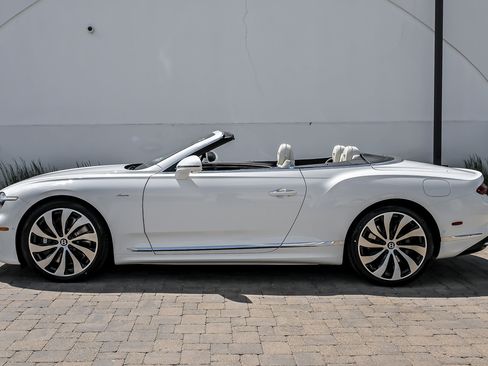 New 2026 Bentley Continental GTC AWD/4WD image 9