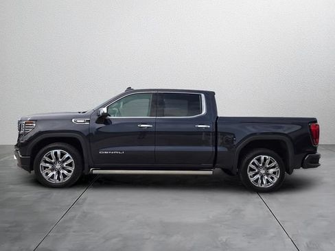 Used 2023 GMC Sierra 1500 Denali w/ Denali Reserve Package AWD/4WD image 2
