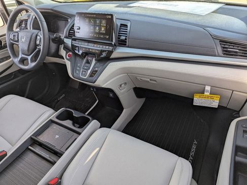 New 2026 Honda Odyssey EX-L image 8