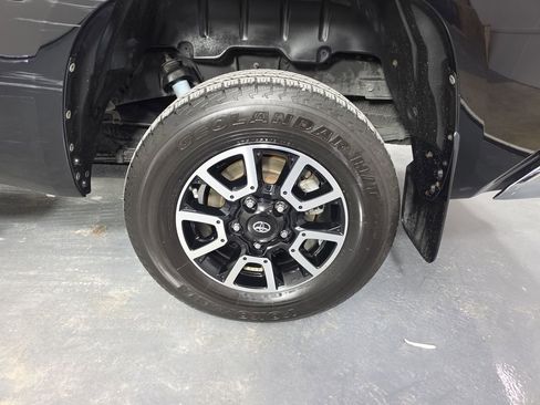 Certified 2021 Toyota Tundra SR5 w/ TRD Off-Road Package AWD/4WD image 35