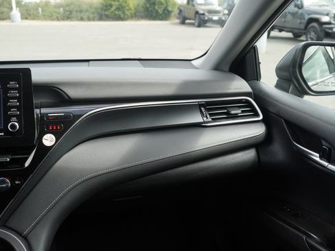 Used 2023 Toyota Camry SE FWD image 30