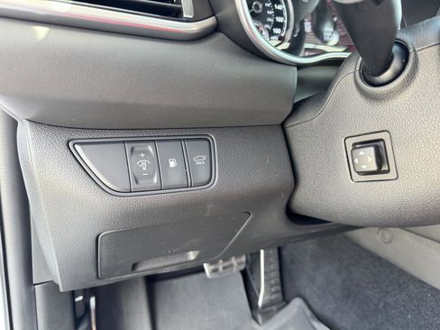 Used 2024 Genesis G70 3.3T Advanced w/ Sport Prestige Package image 7