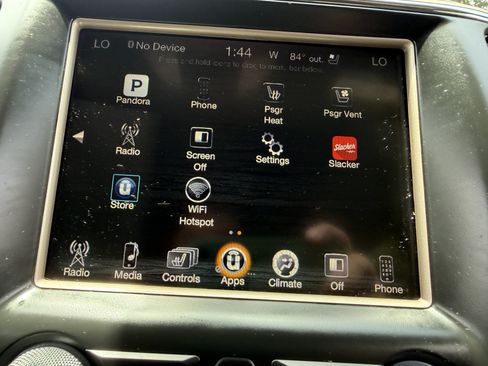 Used 2015 Jeep Grand Cherokee Limited w/ Luxury Group II AWD/4WD image 35