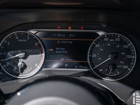 Used 2023 Nissan Rogue SV FWD image 26