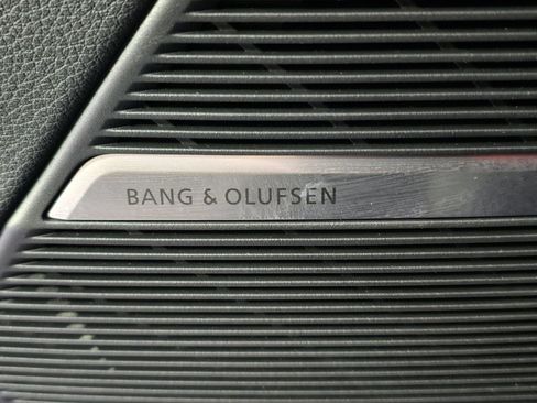 Certified 2025 Audi Q7 2.0T Premium Plus w/ Premium Plus Package image 11